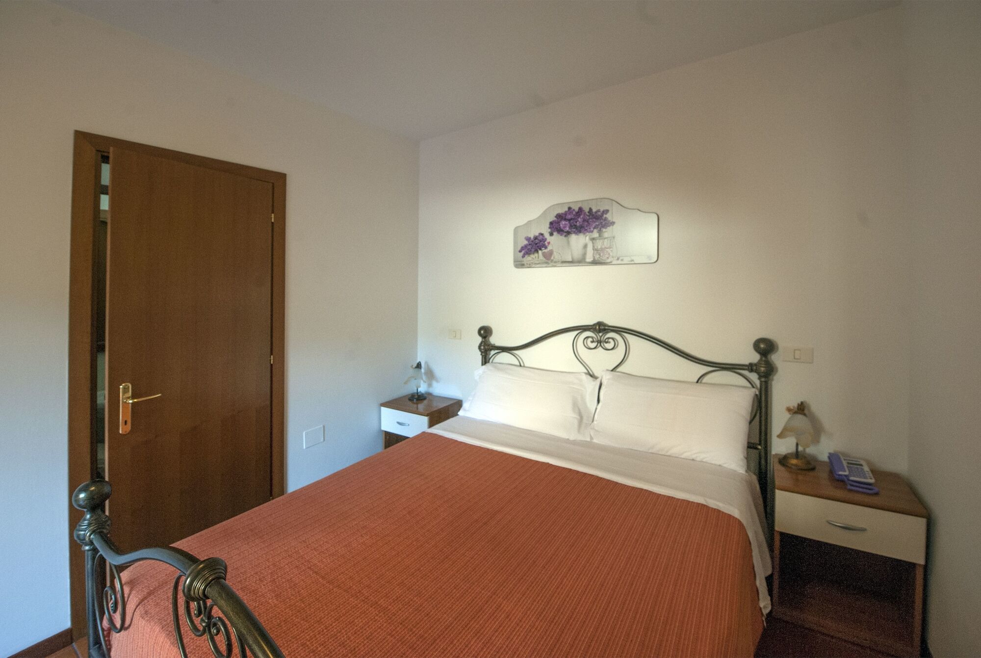 Hotel Athena سبوليتو المظهر الخارجي الصورة